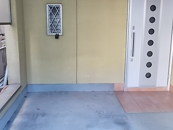 リフォーム前の駐車場